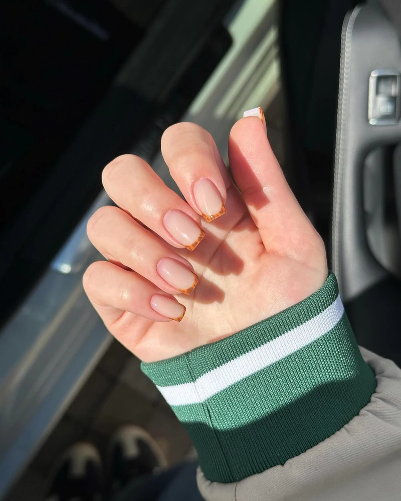 Gold-edged French